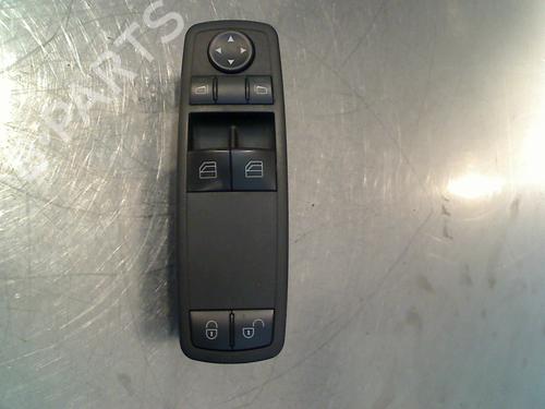 Comutador Comutador MERCEDES-BENZ B-CLASS Sports Tourer (W245) B 180 CDI (245.207) (109 hp) 34677714 34677714