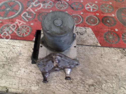 Used ABS pump ABS pump MERCEDES-BENZ SPRINTER 3,5-t Van (B906) 315 CDI (906.631, 906.633, 906.635, 906.637) (150 hp) 34661165 34661165