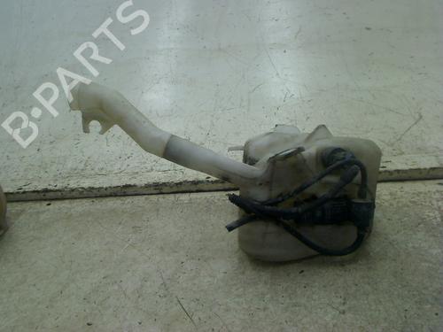 Used Windscreen washer tank Windscreen washer tank OPEL VECTRA B Estate (J96) 2.0 i 16V (F35) (136 hp) 34670575 34670575