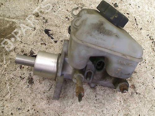 Used Brake master cylinder Brake master cylinder OPEL ZAFIRA A MPV (T98) 2.2 16V (F75) (147 hp) 34654019 34654019