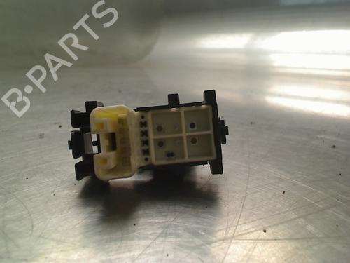 Switch TOYOTA YARIS (_P9_) 1.4 D-4D (NLP90_, NLP90R) | BP34686814I30 - Image 2