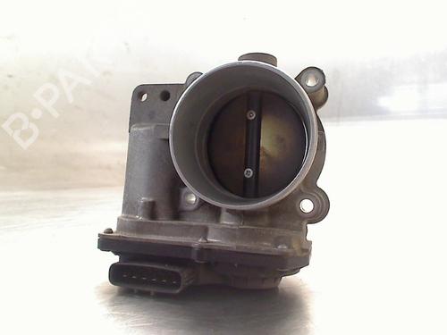 Used Throttle body Throttle body VOLVO V50 (545) 2.4 (170 hp) 34687538 34687538