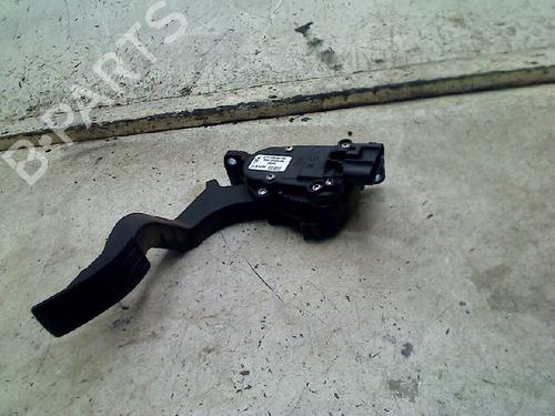 Pedal Pedal FORD FIESTA V (JH_, JD_) 1.4 TDCi (68 hp) 34674400 34674400