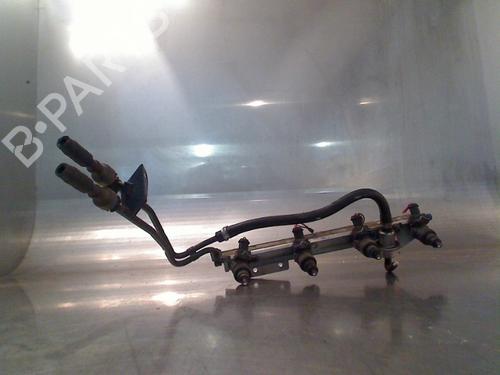 Used Injection rail Injection rail VOLVO V40 Estate (645) 1.8 (115 hp) 34684293 34684293