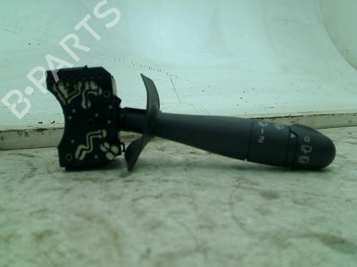 Used Steering column stalk Steering column stalk RENAULT CLIO II (BB_, CB_) 1.2 (BB0A, BB0F, BB10, BB1K, BB28, BB2D, BB2H, CB0A,... (58 hp) 34651097 34651097