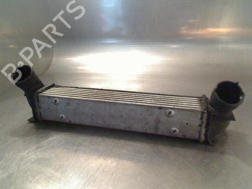 Intercooler Intercooler BMW 3 (E90) 318 d (122 hp) 34683158 34683158