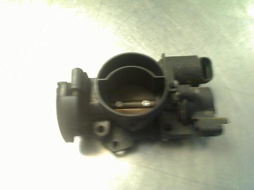 Used Throttle body Throttle body CITROËN C3 I (FC_, FN_) 1.1 i (60 hp) 39976806 39976806
