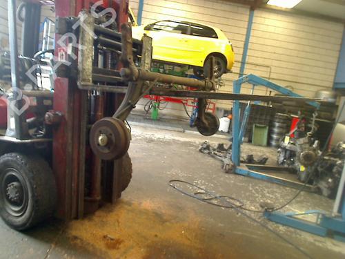 Used Rear axle Rear axle RENAULT MEGANE I (BA0/1_) 1.6 e (BA0F, BA0S) (90 hp) 34668959 34668959
