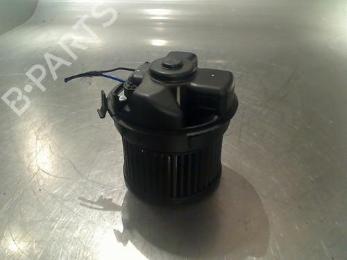 Used Heater blower motor Heater blower motor PEUGEOT 107 (PM_, PN_) 1.0 (68 hp) 34681488 34681488