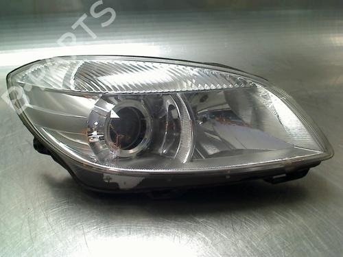 Used Right headlight Right headlight SKODA FABIA II Combi (545) 1.2 TDI (75 hp) 34690174 34690174