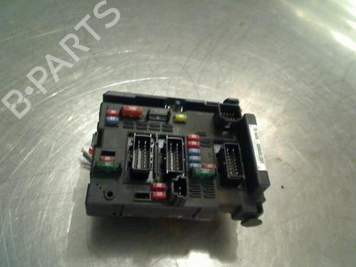 Used Fuse box Fuse box PEUGEOT 206 Hatchback (2A/C) 1.4 i (75 hp) 34684800 34684800