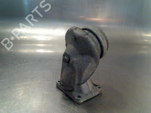 Used Engine mount Engine mount MERCEDES-BENZ CLK Convertible (A208) CLK 200 (208.435) (136 hp) 34682621 34682621