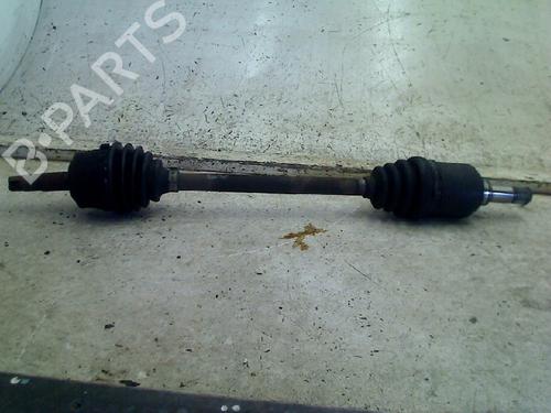 Used Left front driveshaft Left front driveshaft FIAT GRANDE PUNTO (199_) 1.4 (199AXB11, 199AXB1A, 199BXB1A, 199AXL1A) (77 hp) 34675995 34675995