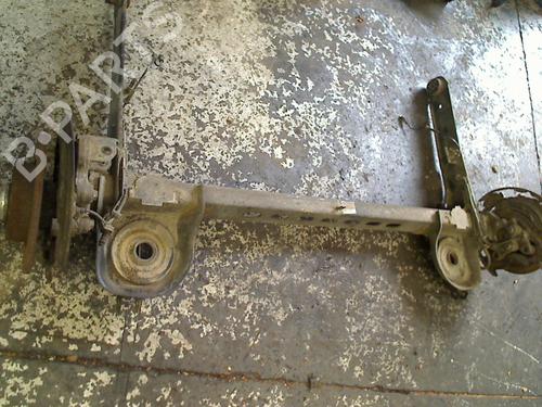 Eixo traseiro Eixo traseiro OPEL VIVARO A Van (X83) 1.9 DI (F7) (80 hp) 34658347 34658347