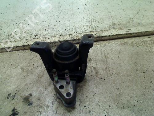 Used Engine mount Engine mount TOYOTA COROLLA (_E12_) 1.8 VVTL-i TS (ZZE123) (192 hp) 34673232 34673232