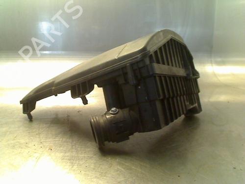 Used Air filter box Air filter box RENAULT CLIO III (BR0/1, CR0/1) 1.2 16V (BR02, BR0J, BR11, CR02, CR0J, CR11) (75 hp) 40527670 40527670