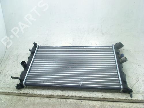 Used Water radiator Water radiator OPEL VECTRA B Estate (J96) 2.0 i 16V (F35) (136 hp) 34670577 34670577