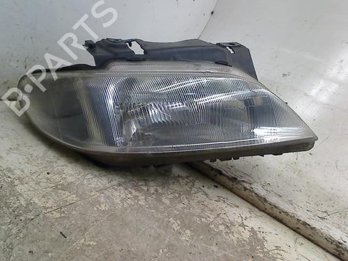 Used Right headlight Right headlight CITROËN XSARA (N1) 1.6 i (88 hp) 34663463 34663463
