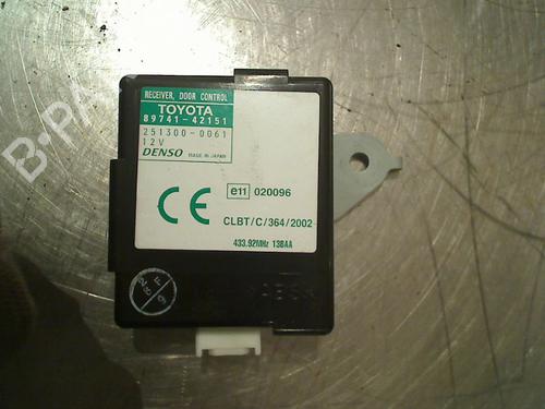 control-unit-toyota-rav-4-ii-_a2_-2000-2001-2002-2003-2004-2005-34680196 main image