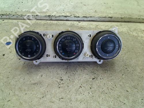 Used Climate control Climate control MERCEDES-BENZ M-CLASS (W163) ML 270 CDI (163.113) (163 hp) 34667731 34667731