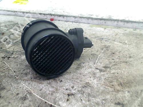Used Mass air flow sensor Mass air flow sensor OPEL VECTRA B Estate (J96) 2.0 DI 16V (F35) (82 hp) 34654640 34654640