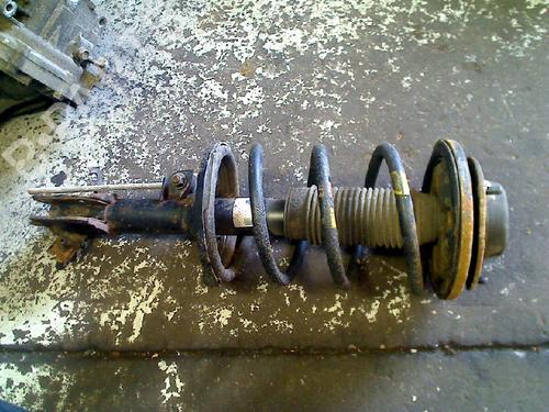 Used Right front shock absorber Right front shock absorber HYUNDAI SANTA FÉ I (SM) 2.4 16V 4x4 (146 hp) 34675657 34675657