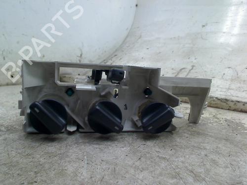 climate-control-toyota-corolla-compact-_e11_-1997-1998-1999-2000-2001-2002-34664271 main image