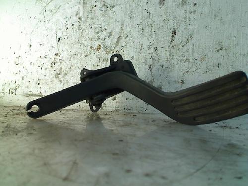 pedal-ford-focus-i-turnier-dnw-1999-2000-2001-2002-2003-2004-2005-2006-2007-34650070 main image