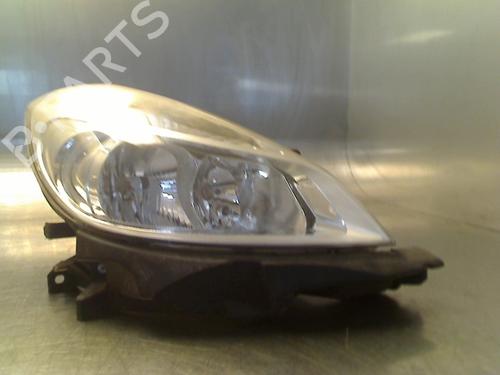 Used Right headlight Right headlight RENAULT CLIO III (BR0/1, CR0/1) 1.2 16V (BR02, BR0J, BR11, CR02, CR0J, CR11) (75 hp) 40527644 40527644