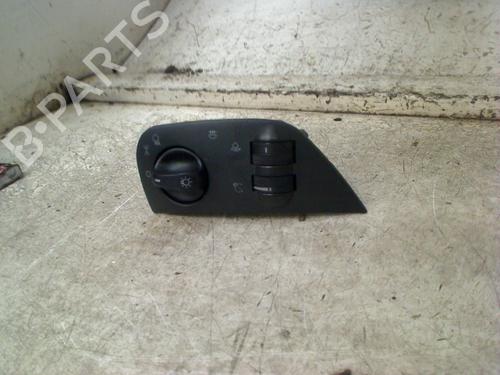 Used Headlight switch Headlight switch VW CADDY II Box Body/MPV (9K9A) 1.9 SDI (64 hp) 34670685 34670685