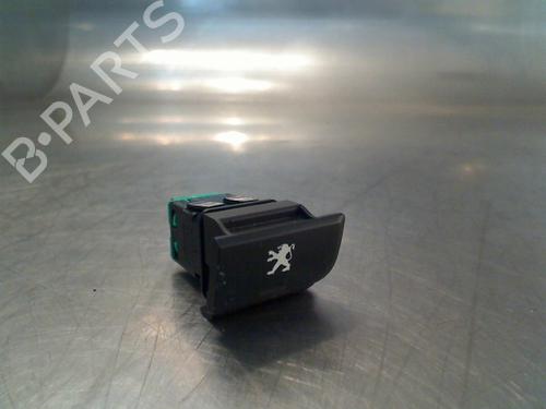 switch-peugeot-5008-0u_-0e_-2009-2010-2011-2012-2013-2014-2015-2016-2017-34683735 main image