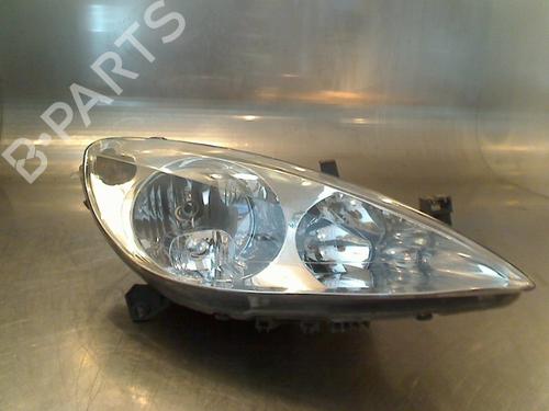 Used Right headlight Right headlight PEUGEOT 307 Break (3E) 1.6 16V (109 hp) 34683340 34683340