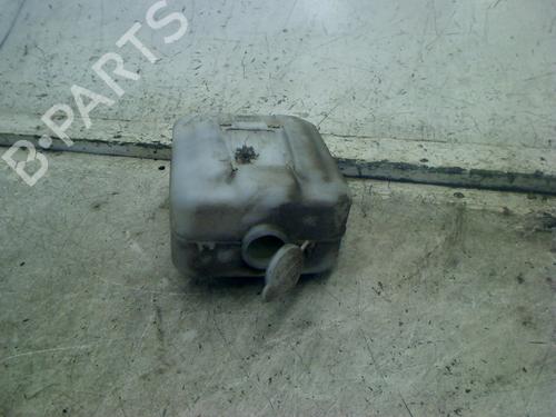 Used Windscreen washer tank Windscreen washer tank DAIHATSU FEROZA Soft Top (F300) 1.6 i 16V (95 hp) 34671304 34671304
