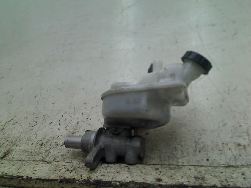 Brake master cylinder FORD TRANSIT Van (FA_ _) 2.2 TDCi 34673366 | B-Parts