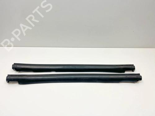 Gummiliste Gummiliste MERCEDES-BENZ SL (R231) 500 (231.473) (435 hp) 36130830 36130830