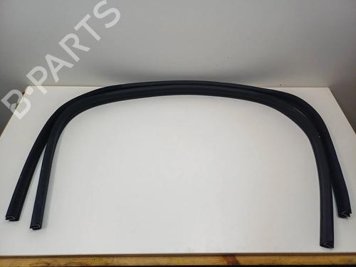 Used Rubber door seal Rubber door seal MERCEDES-BENZ SL (R231) 350 (231.457) (306 hp) 40084023 40084023