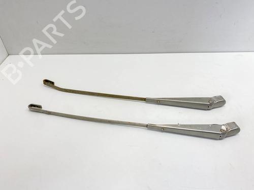 Used Front windshield wiper arm Front windshield wiper arm 36123740 36123740