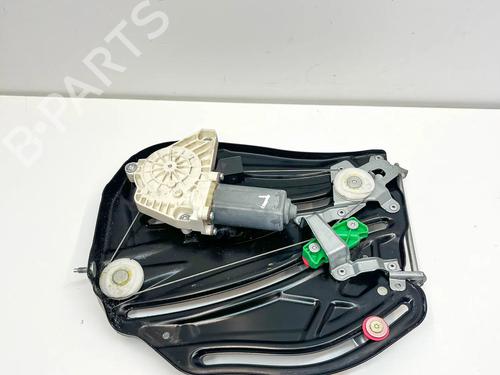 rear-left-quarter-glass-mercedes-benz-sl-r231-2011-2012-2013-2014-2015-2016-2017-2018-2019-2020-36565508 main image