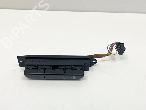 switch-mercedes-benz-sl-r230-2001-2002-2003-2004-2005-2006-2007-2008-2009-2010-2011-2012-36131582 main image