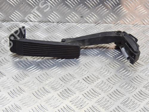 Used Pedal Pedal 36117207 36117207