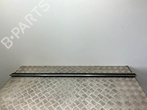 Dørliste Dørliste MERCEDES-BENZ SL (R107) 380 SL (107.045) (204 hp) 37610856 37610856