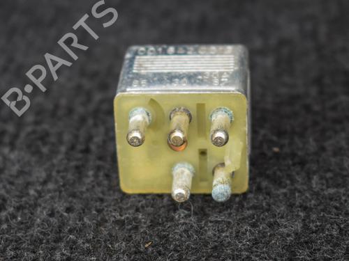 Used Electronic module Electronic module MERCEDES-BENZ SL Coupe (C107) 380 SLC (204 hp) 36121649 36121649