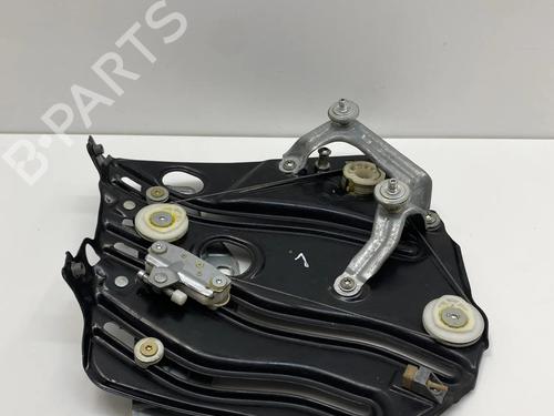 Panel rude bagtil venstre Panel rude bagtil venstre MERCEDES-BENZ SL (R230) 500 (230.471) (388 hp) 36124895 36124895