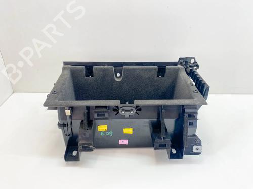 Used Glove box Glove box MERCEDES-BENZ SL (R231) 500 (231.473) (435 hp) 36124276 36124276