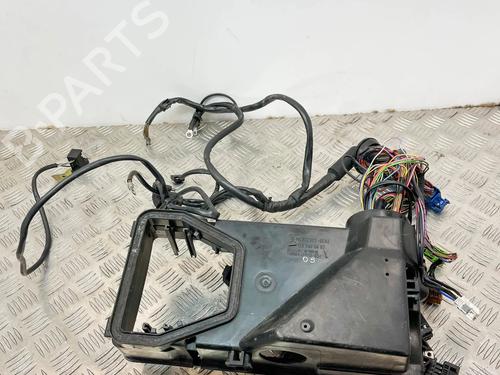 Used Fuse box Fuse box MERCEDES-BENZ SL (R129) 600 SL (129.076) (408 hp) 36127038 36127038