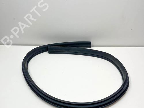 Used Rubber door seal Rubber door seal MERCEDES-BENZ SL (R231) 400 (231.466) (367 hp) 36645868 36645868