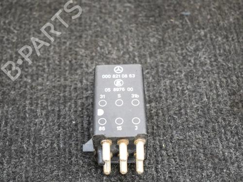 Used Electronic module Electronic module MERCEDES-BENZ SL (R107) 450 SL (107.044) (224 hp) 36132234 36132234