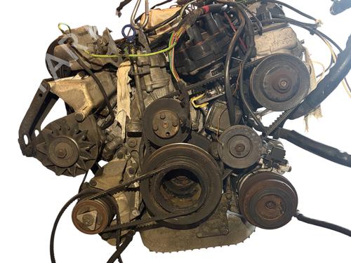 Used Engine Engine MERCEDES-BENZ SL (R107) 560 SL (107.048) (230 hp) 40044162 40044162