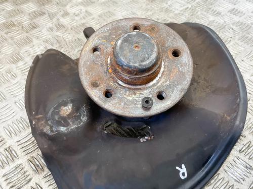 Used Right front steering knuckle Right front steering knuckle MERCEDES-BENZ SL (R129) 600 (129.076) (394 hp) 36127190 36127190