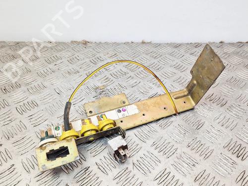 Used Electronic sensor Electronic sensor MERCEDES-BENZ SL Coupe (C107) 280 SLC (107.022) (177 hp) 36127982 36127982